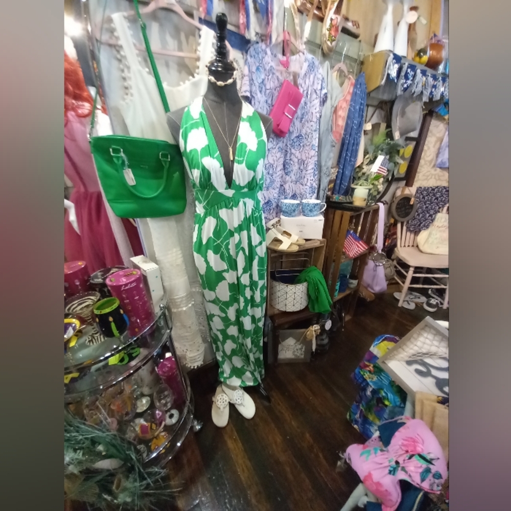 Diane VON FURSTENBURG. NEW SZ L Jumper